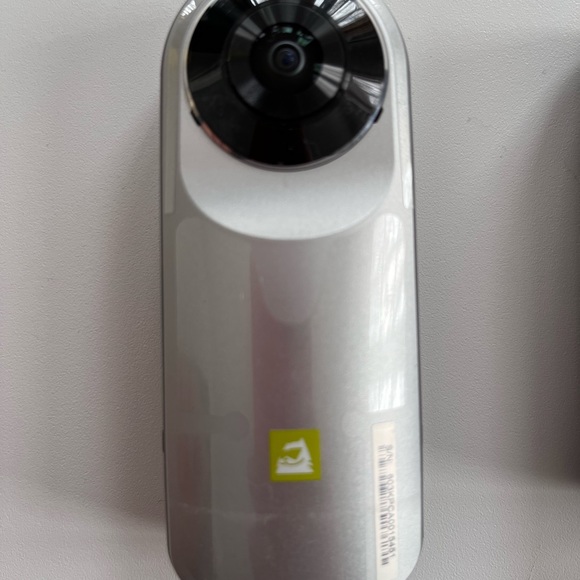 LG 360 Cam - Picture 2 of 3